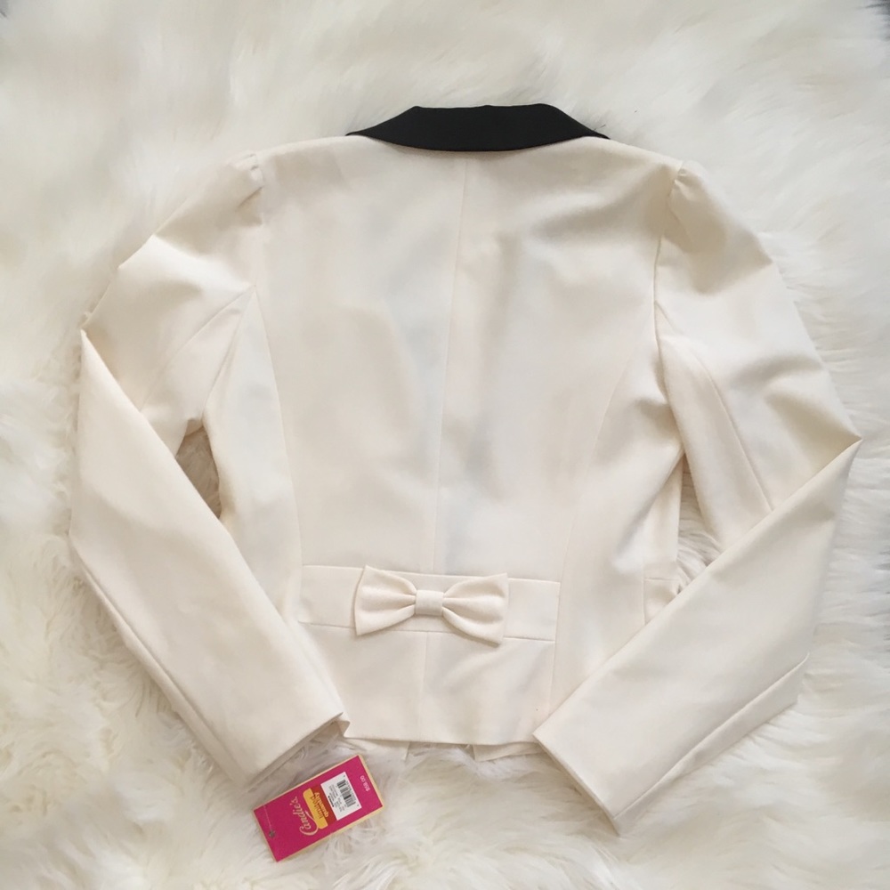 Black and white blazer - Picture 2 of 2